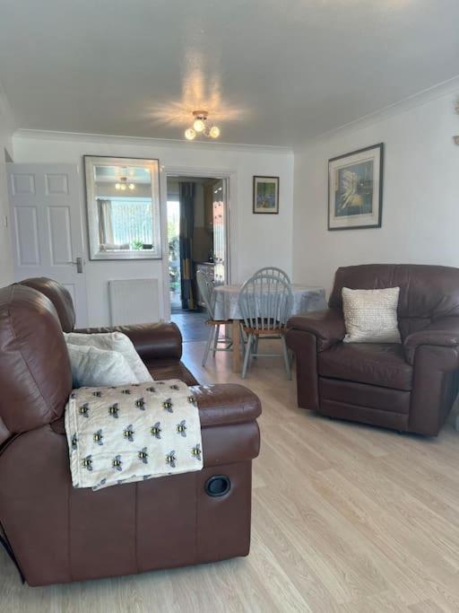 Luxury Super King Bed Holiday home *